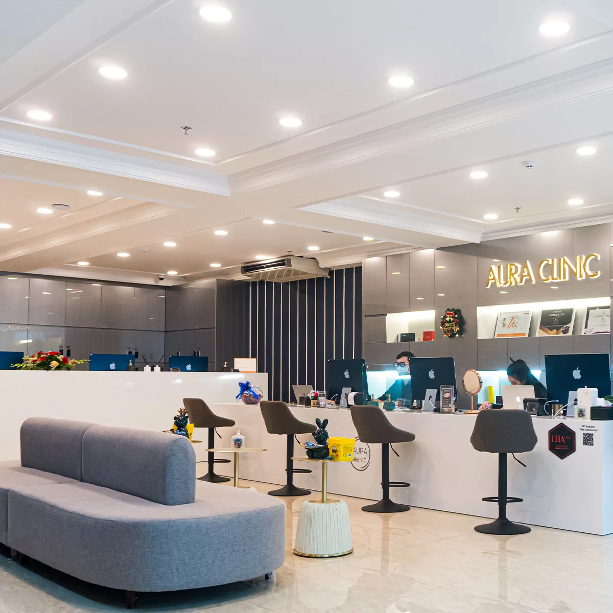 aura clinic quận 7